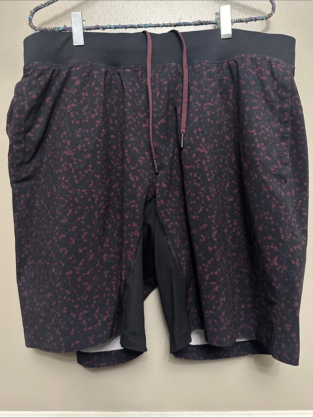Mens Lululemon THE Short radar spot luxtreme liner shorts Sz XXL